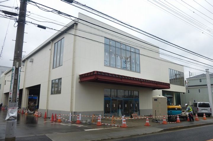 サンライズマツナガの周辺