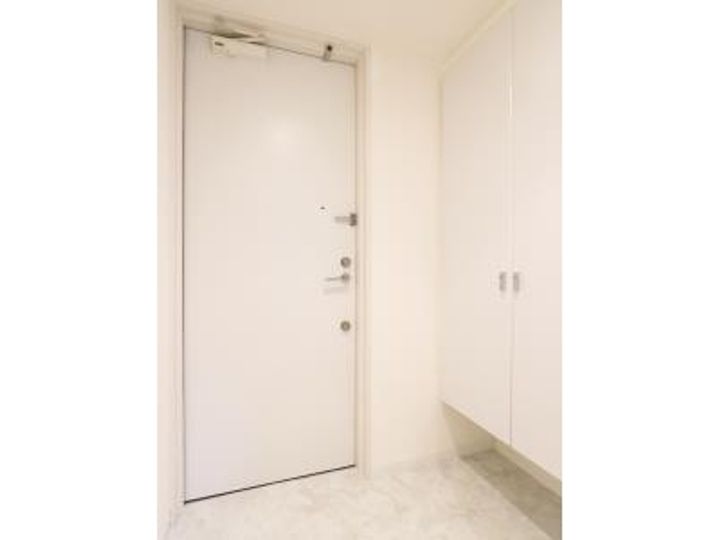 東京都港区白金台4(マンション)の賃貸物件の玄関