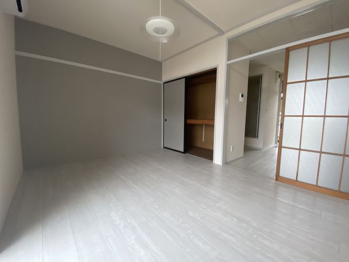 中山ハイツの居間