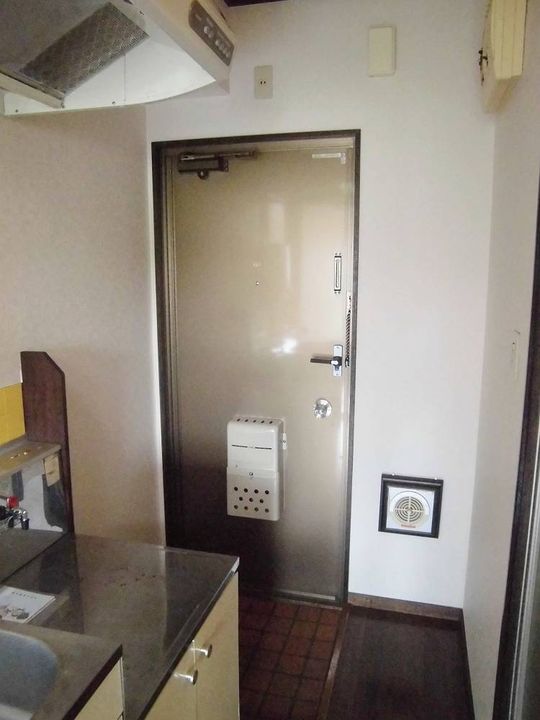 SKハイツ IIの玄関