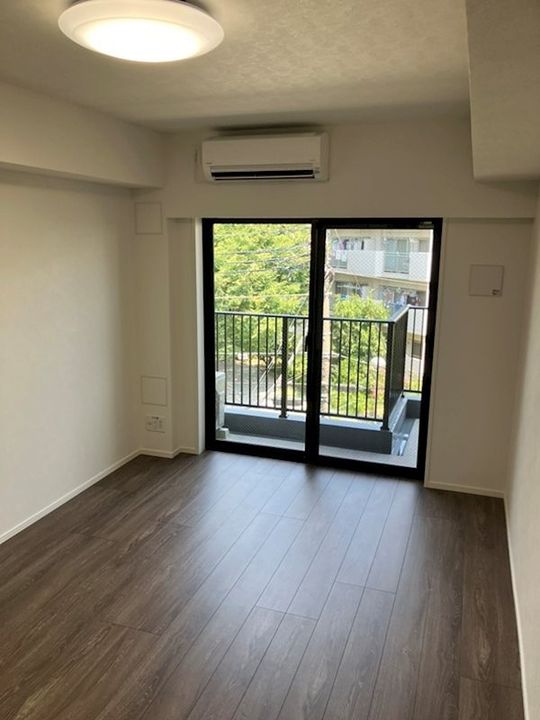 東京都葛飾区西亀有2(マンション)の賃貸物件の居間