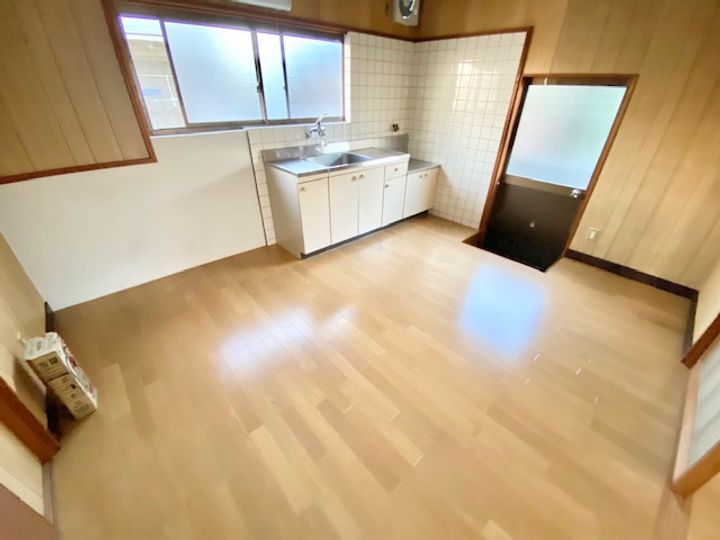 愛媛県新居浜市北内町2(一戸建)の賃貸物件の居間