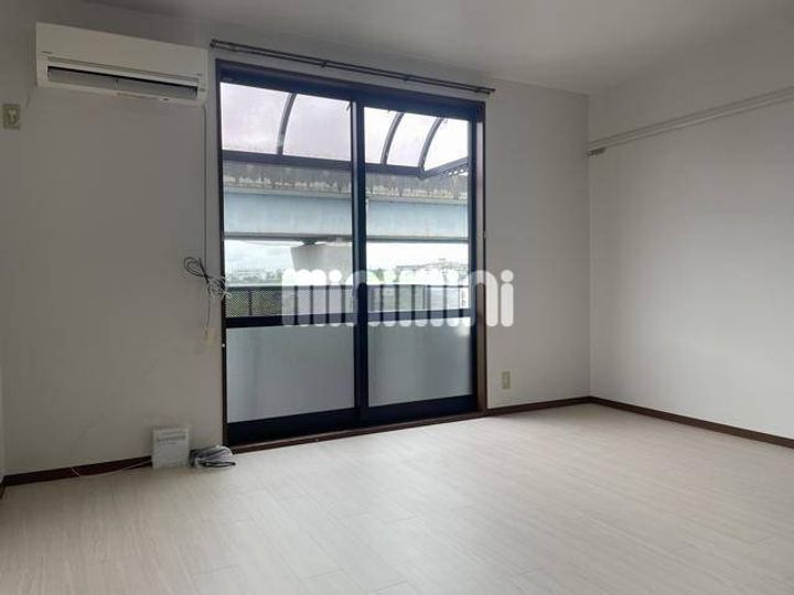 コーポFUJI IIの居間