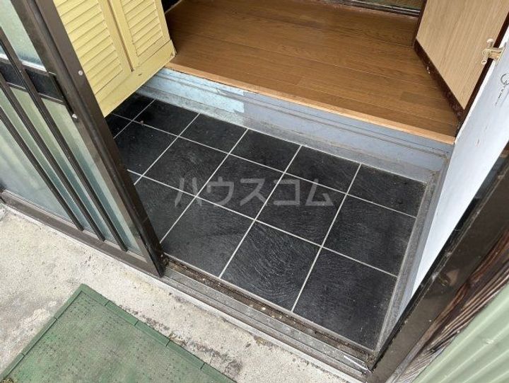 愛知県春日井市春日井上ノ町字黒鉾(一戸建)の賃貸物件の玄関