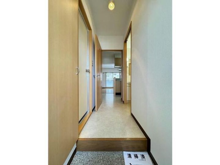 静岡県浜松市中央区初生町(マンション)の賃貸物件の玄関