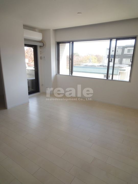 東京都武蔵野市吉祥寺北町4(マンション)の賃貸物件の居間