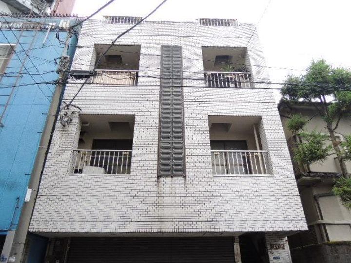 ウエダビルの外観