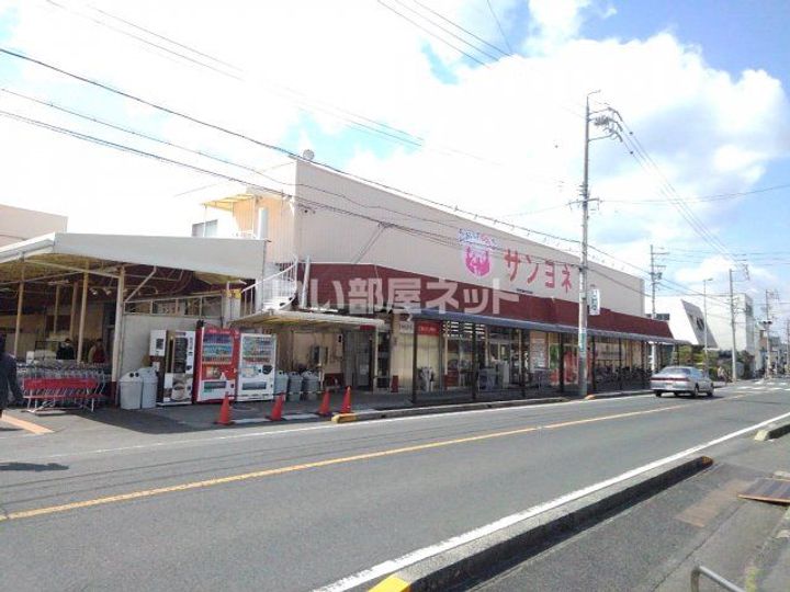 ベルハイムOKADAの周辺