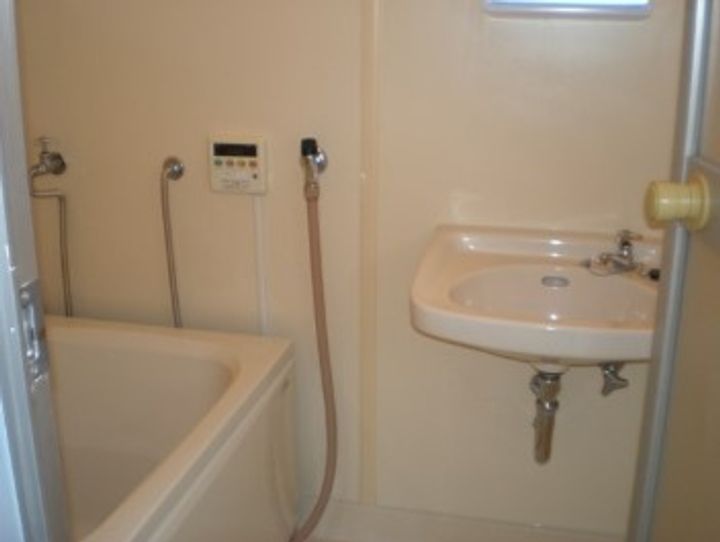 東京都中野区上高田4(アパート)の賃貸物件の風呂