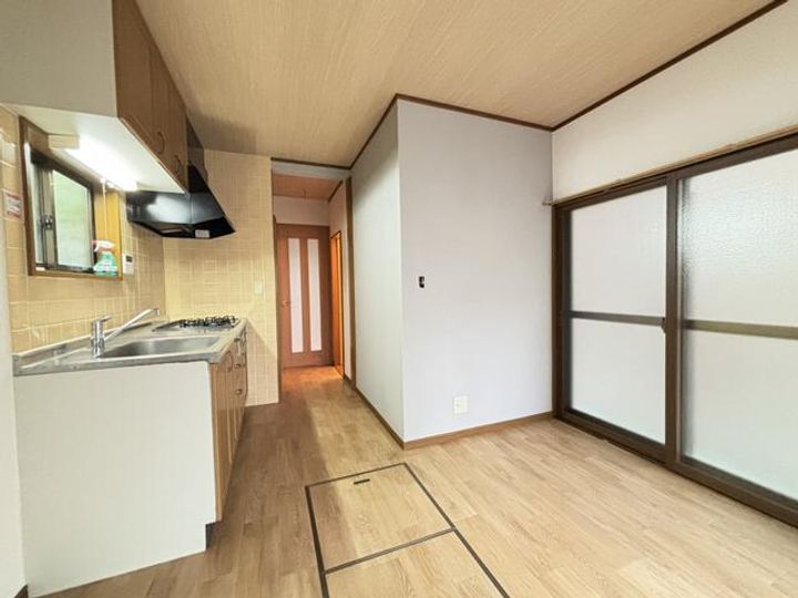 東京都江戸川区東松本1(一戸建)の賃貸物件の居間