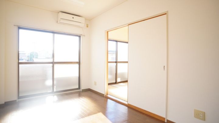 サニータウンの居間