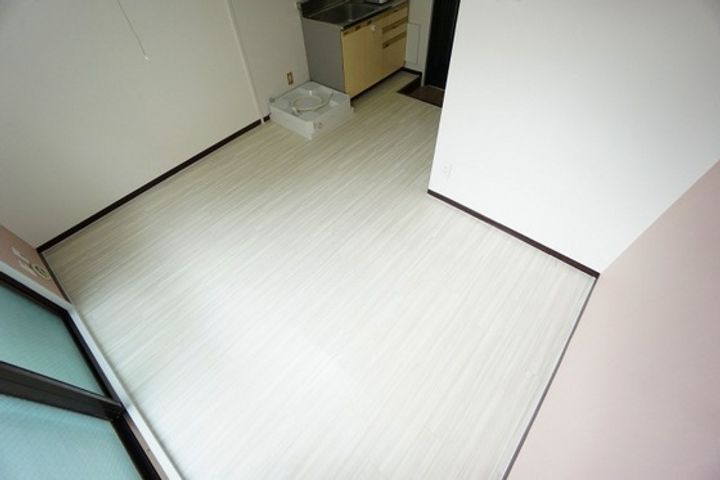 平馬ビルの内装