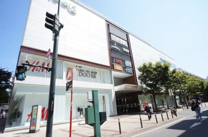 サンシャルム万代の周辺