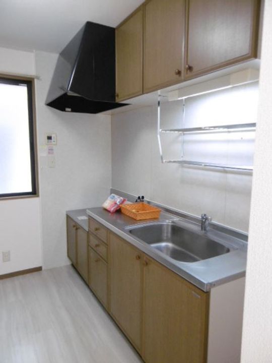 岐阜県岐阜市則武西1(一戸建)の賃貸物件のキッチン