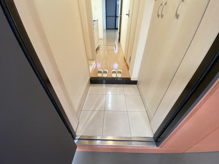 グレイシャスの玄関