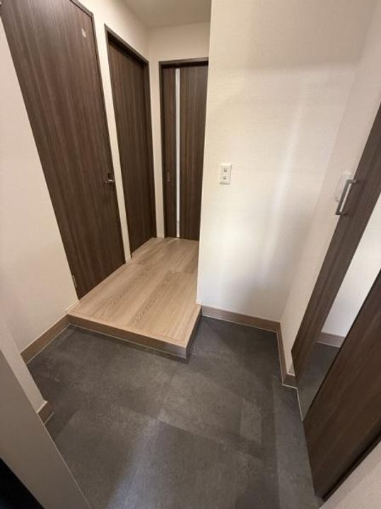大阪府門真市柳町(アパート)の賃貸物件の玄関