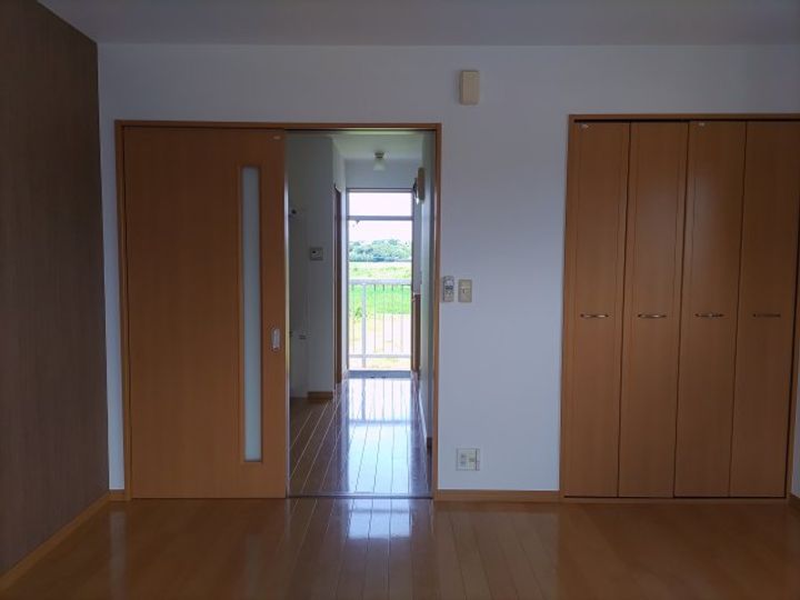 ヴィラローズの居間