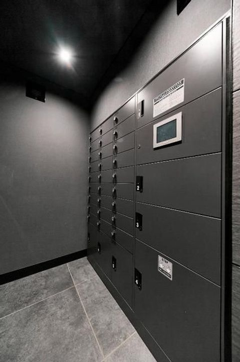 東京都中央区銀座8(マンション)の賃貸物件の地図