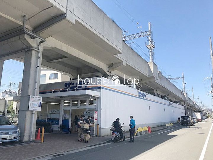 アンバーキューブB棟の周辺