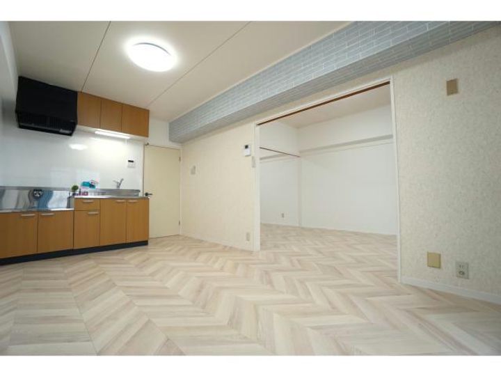 静岡県浜松市中央区上西町(マンション)の賃貸物件の居間