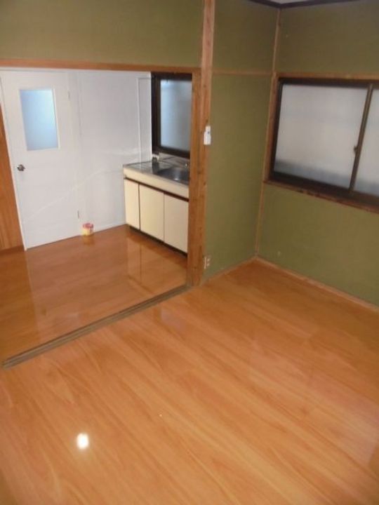 福岡県久留米市荘島町(一戸建)の賃貸物件の居間