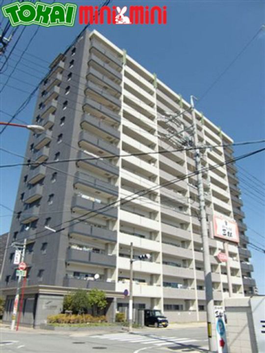 サンマンションアトレ松阪駅前の外観