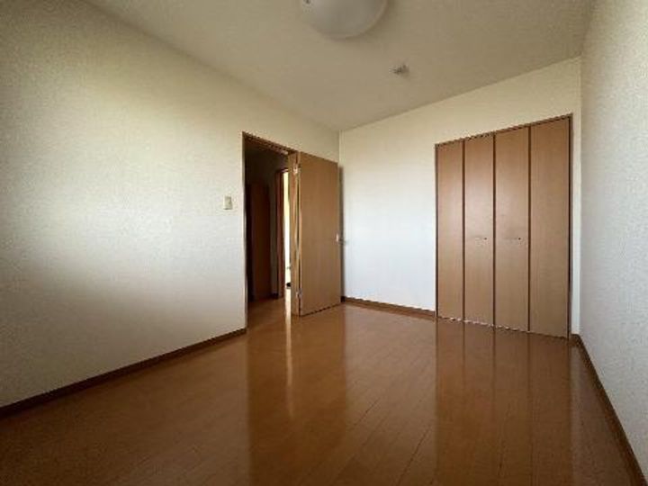 サクシードの居間