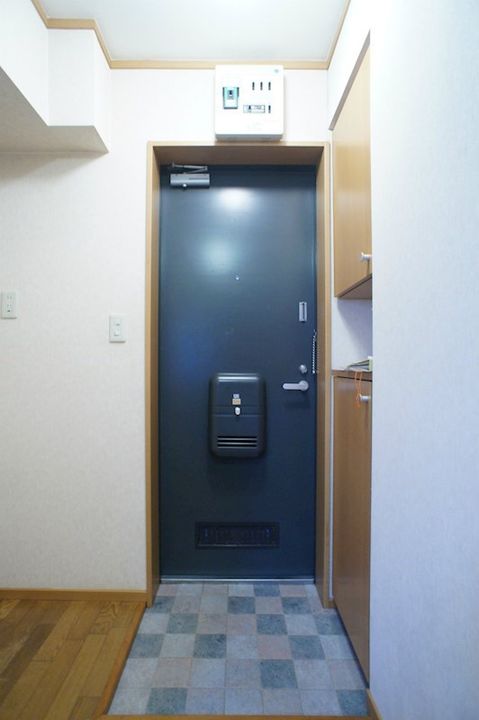 メゾン・グリンパークの玄関