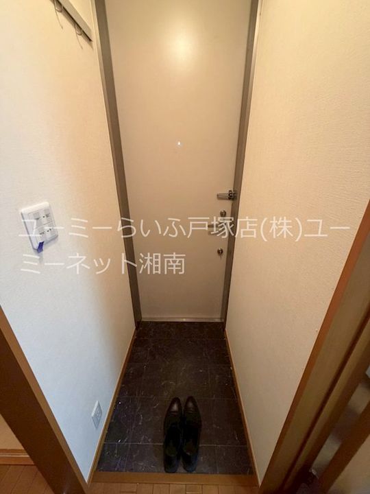 神奈川県横浜市戸塚区平戸町(マンション)の賃貸物件の玄関