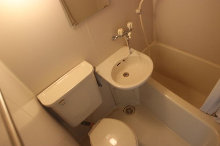 第六若宮ビルの風呂