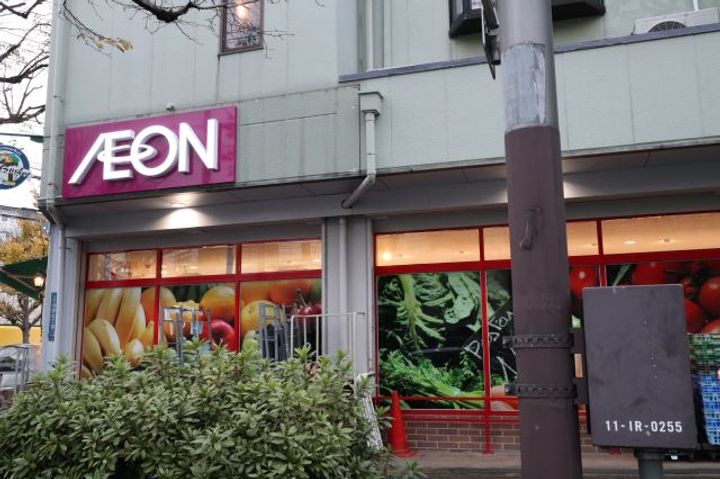 サンフィールドの周辺