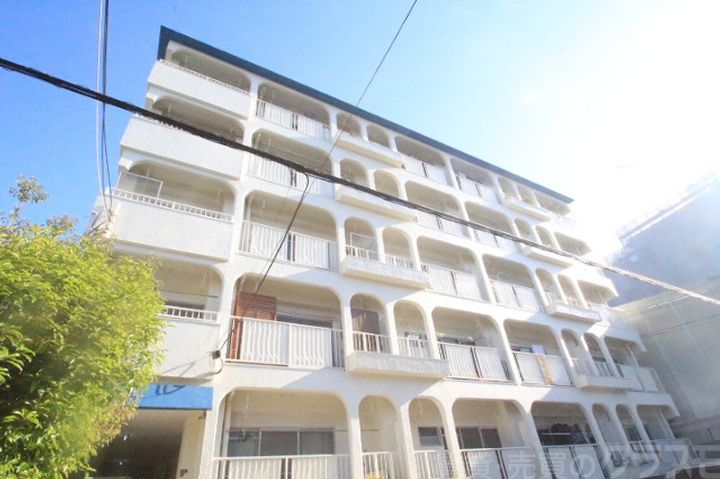 マンション南住吉の外観