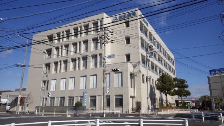 コーポ三立の周辺