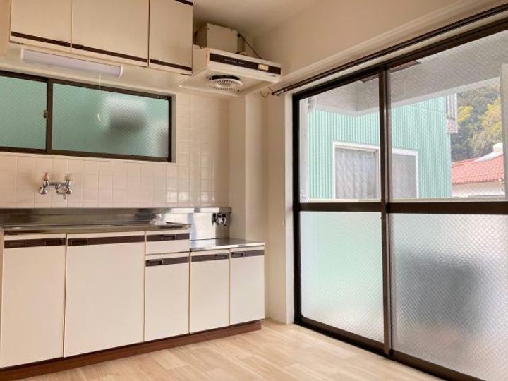 山口県岩国市山手町3(アパート)の賃貸物件の居間