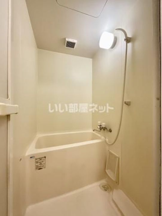 広島県広島市中区江波東1の賃貸マンションの風呂