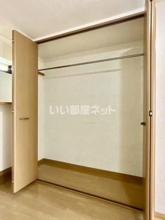 広島県広島市中区江波東1の賃貸マンションの内装