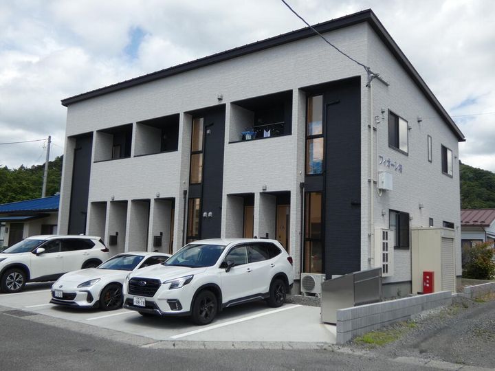 フィオーレ塙の外観