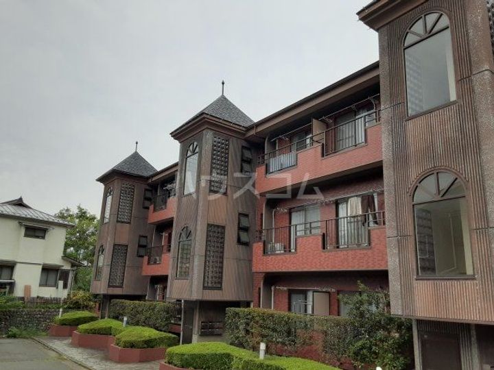 ジュイエ相模湖の外観