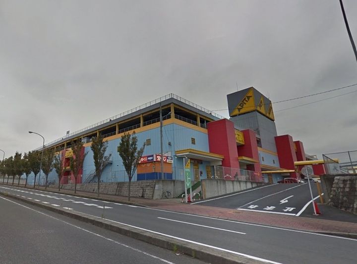 ラーゼンパラストの周辺