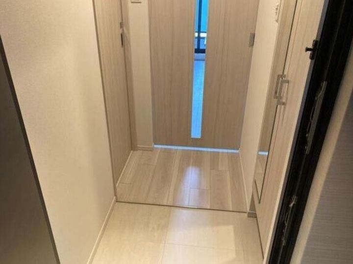 S-RESIDENCE堺筋本町Deuxの玄関