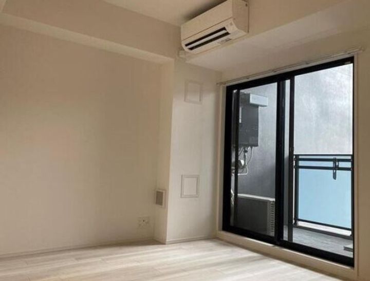 S-RESIDENCE堺筋本町Deuxの居間