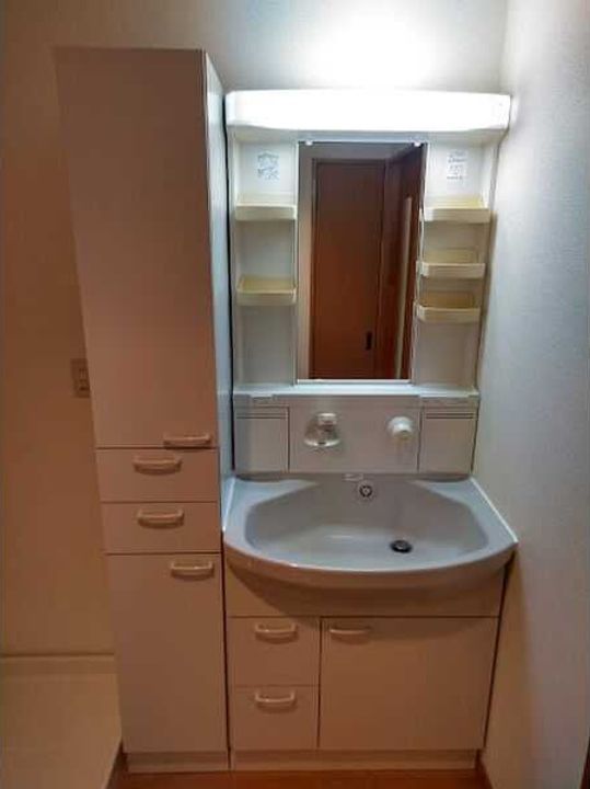 愛知県長久手市岩作籔田(マンション)の賃貸物件の内装