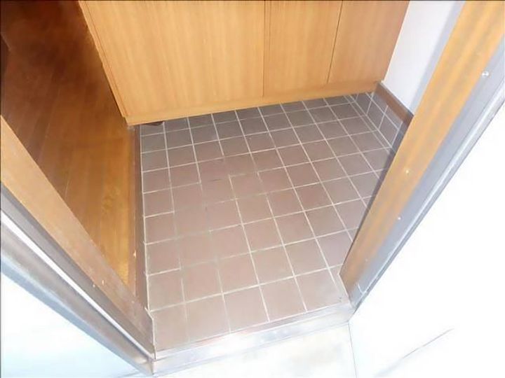 メゾン田中の玄関