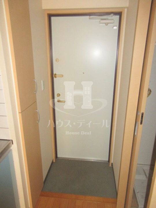 東京都荒川区東尾久1(マンション)の賃貸物件の玄関