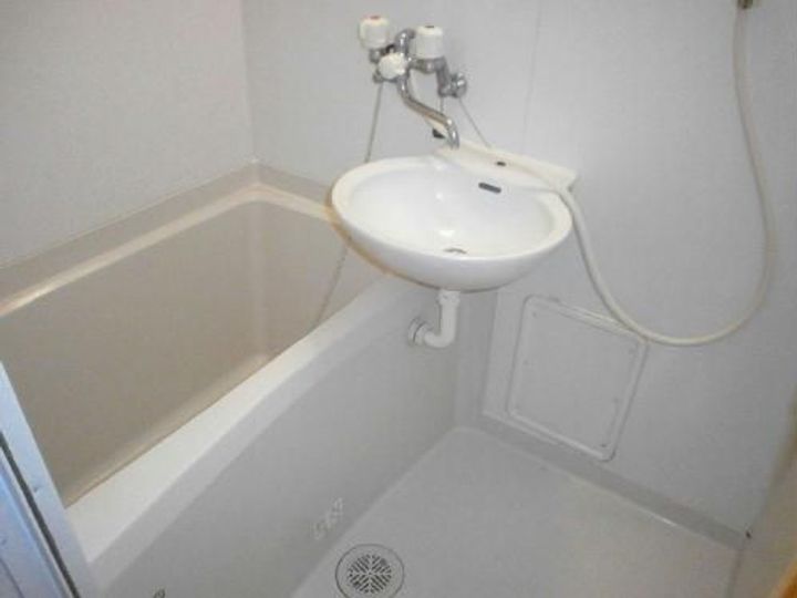 レオパレスウイングの風呂