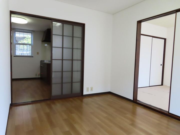 レジデンスウチダ B棟の居間