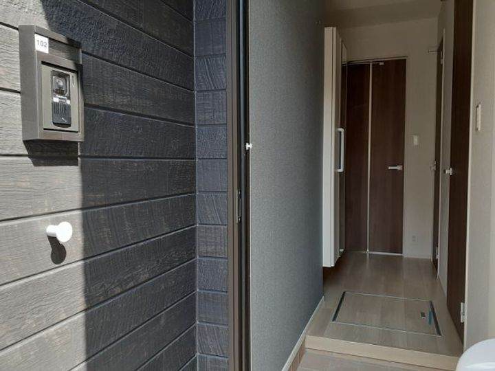 栃木県鹿沼市緑町2(アパート)の賃貸物件の玄関