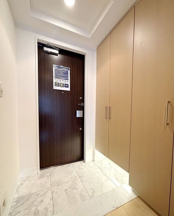 東京都品川区大崎2(マンション)の賃貸物件の玄関