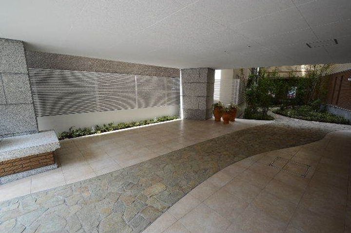 SOCIETY KURAMAEの地図