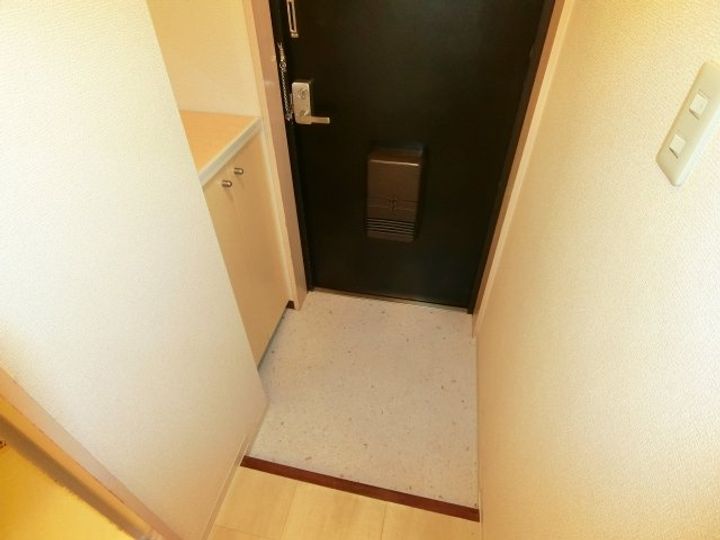 兵庫県西宮市今津久寿川町(マンション)の賃貸物件の玄関